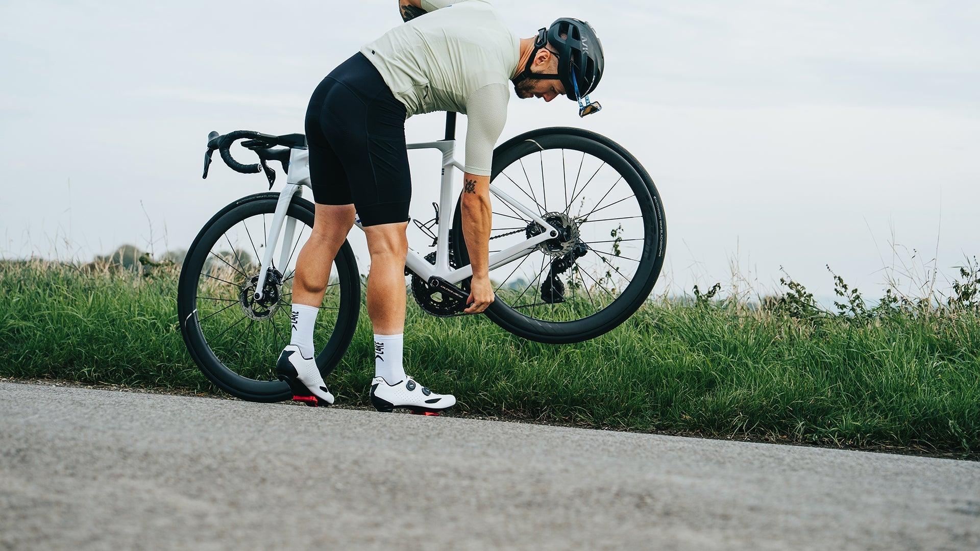 Cycling shoes for all header